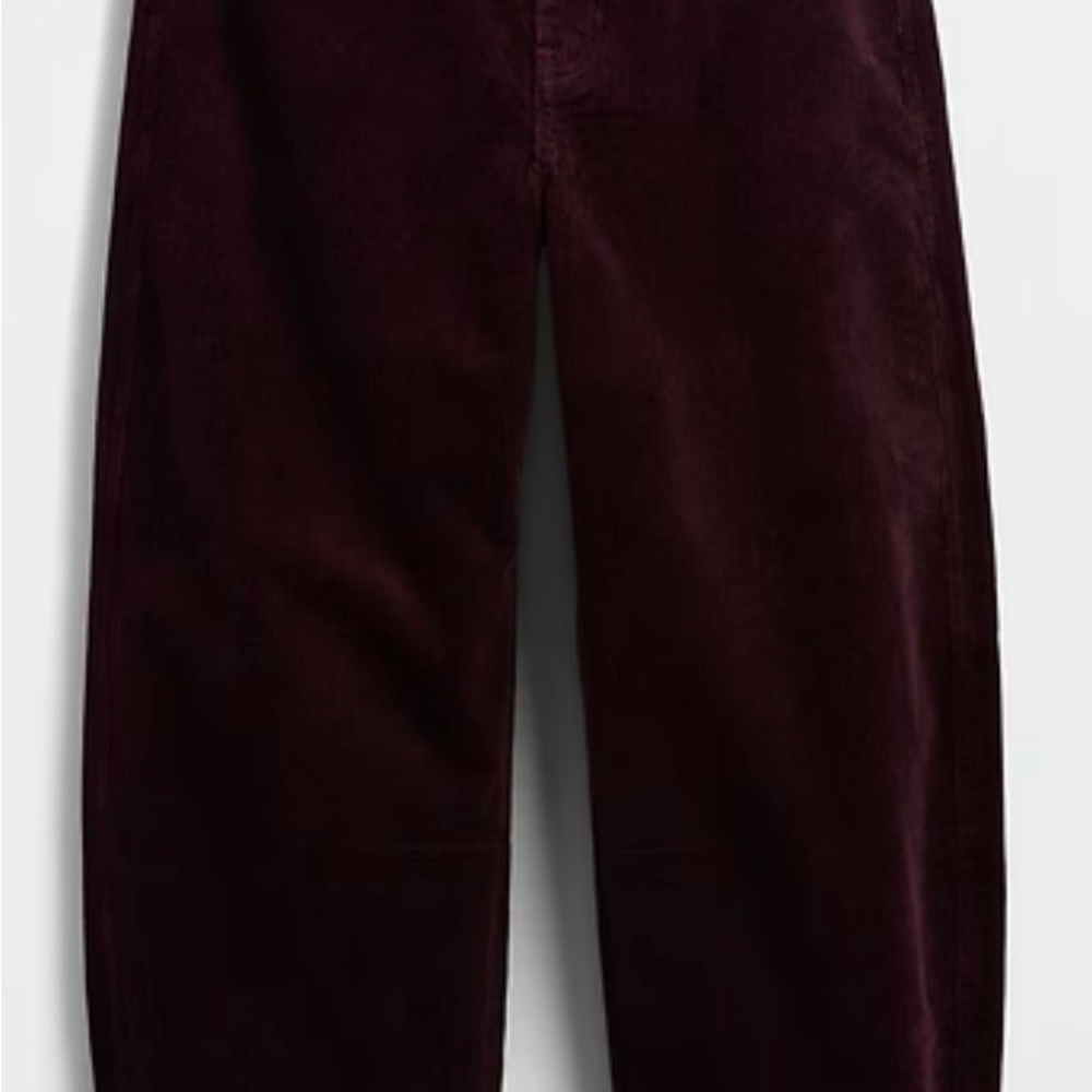GAP Women's Corduroy Pants in Deep Burgundy
